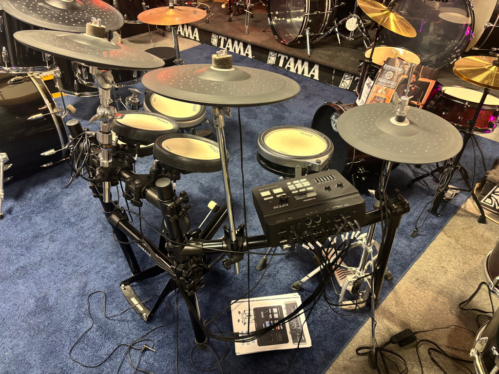 Yamaha Expanded DTX700K E- drum set complete REDUCED!!